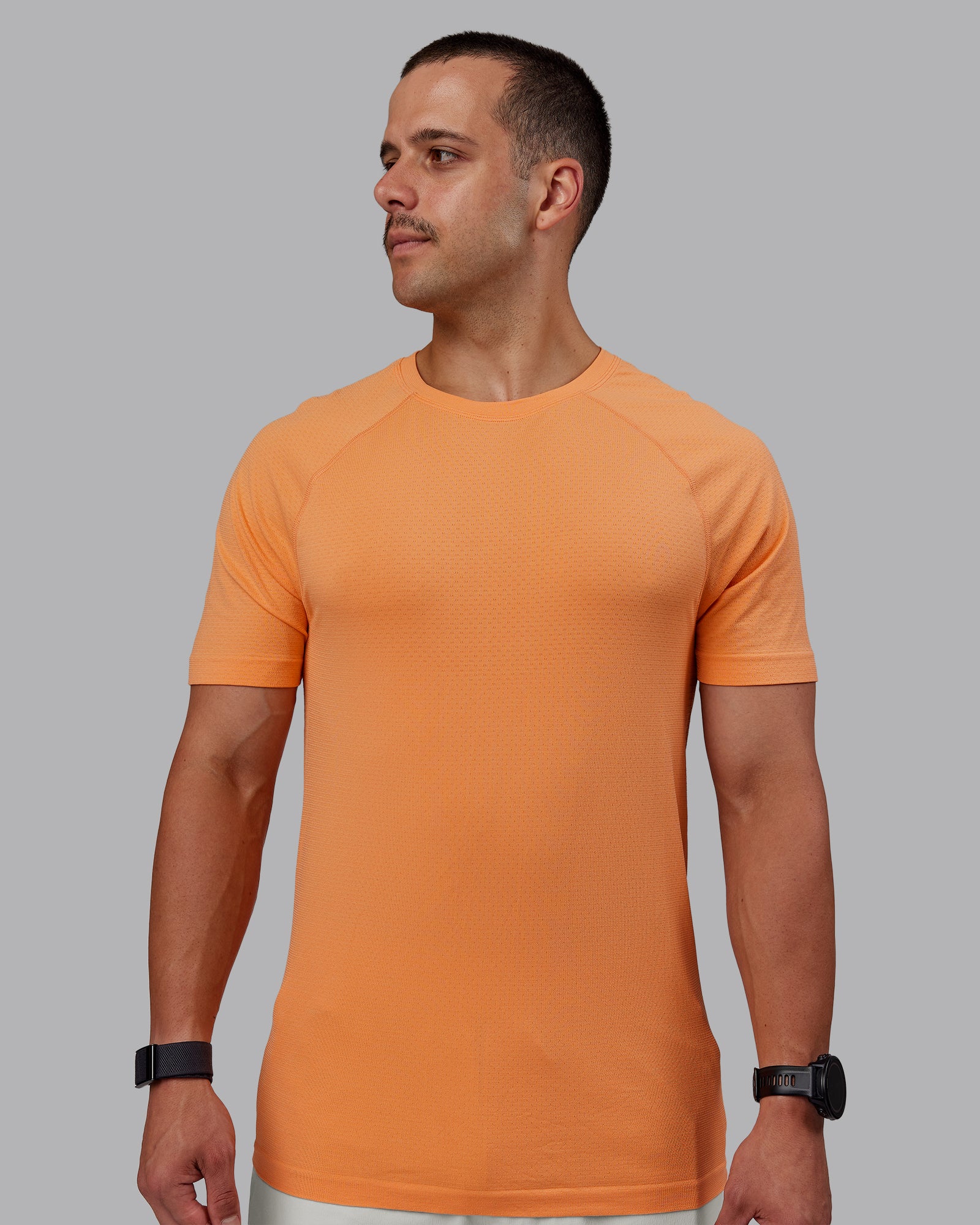 AeroFLX+ Seamless Tee - Cantaloupe/Cantaloupe Marl