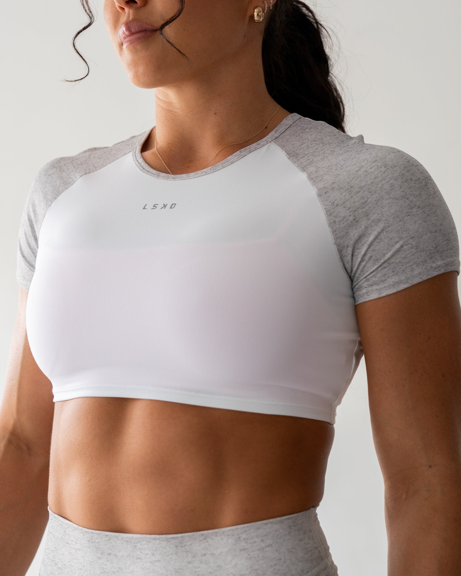 Run With It Ultra Cropped Tee - White-Grey Marl
