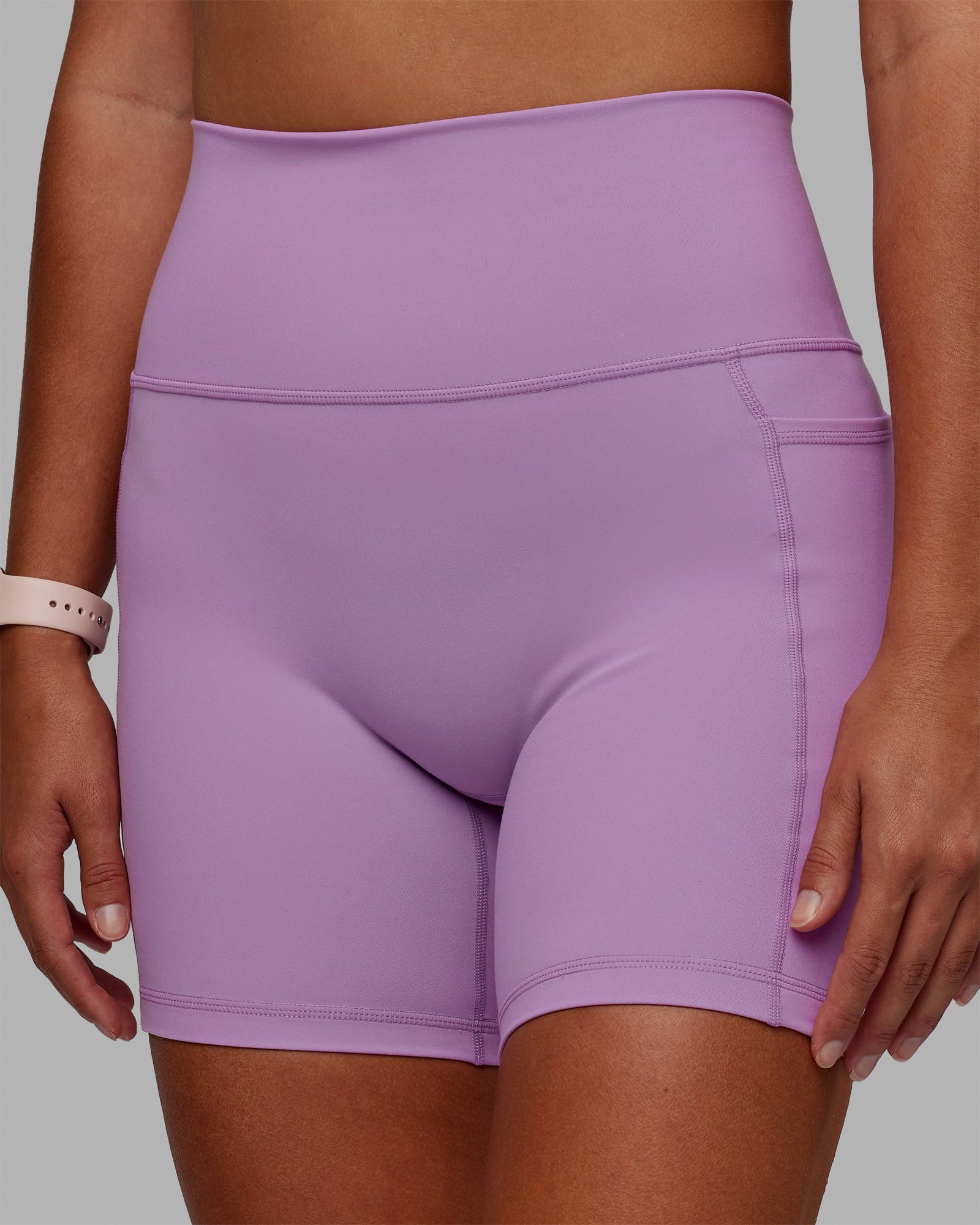 Fusion Ultra High-Rise 6" Short Pockets - Light Violet