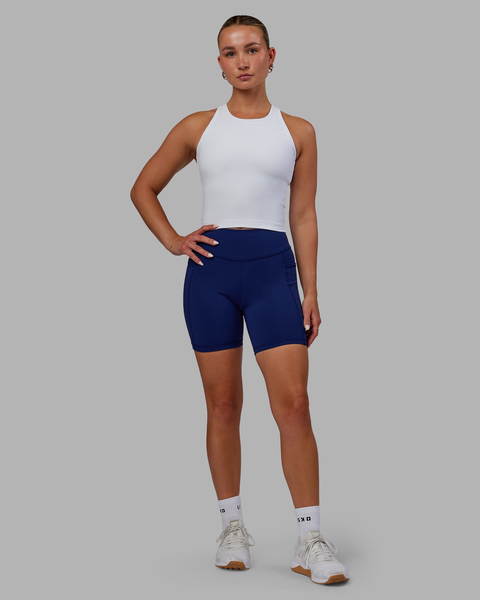 Elite High-Rise 6" Short Pockets - Midnight Blue