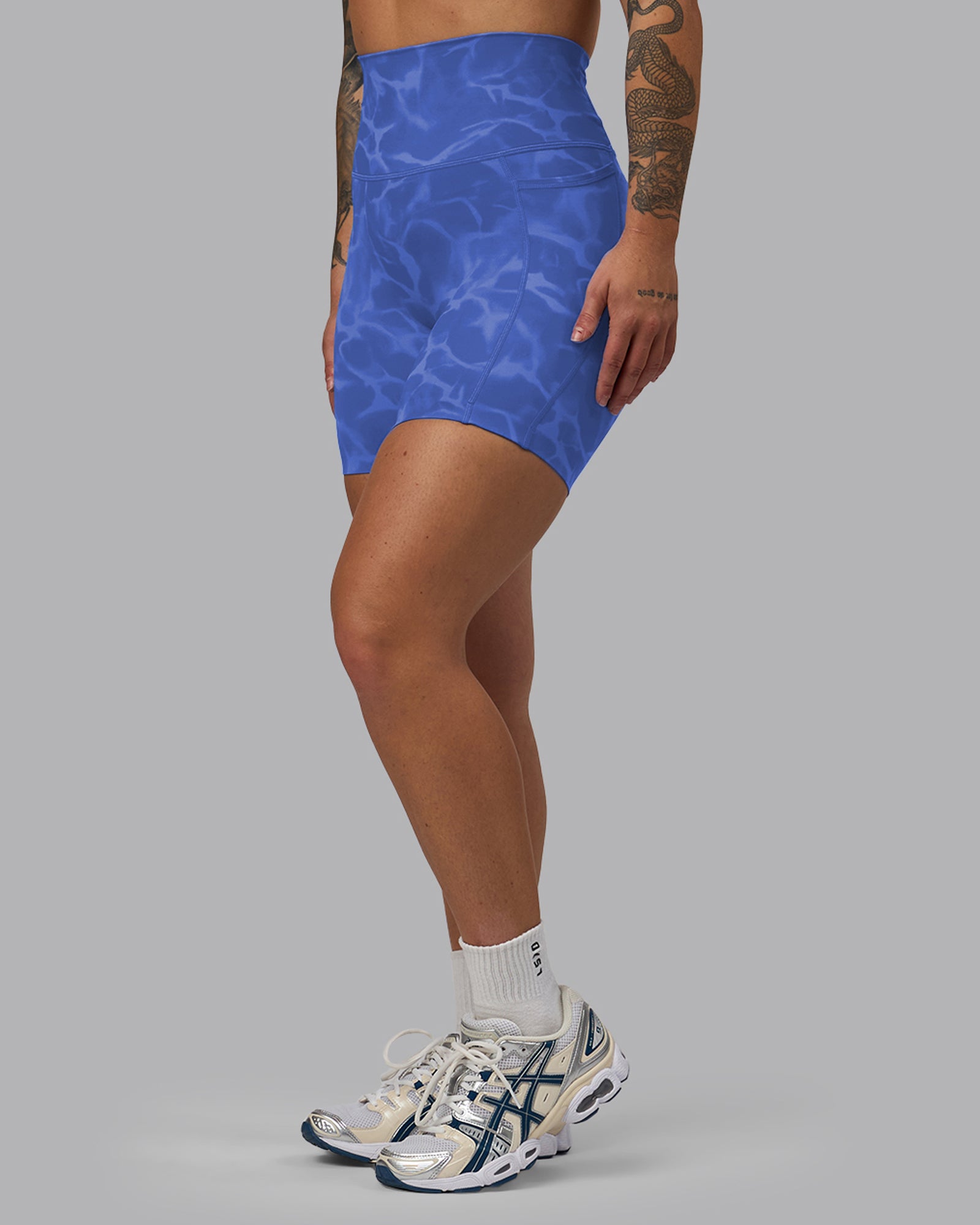 Elixir Ultra High-Rise 6" Short Pockets - Tranquil-Power Cobalt