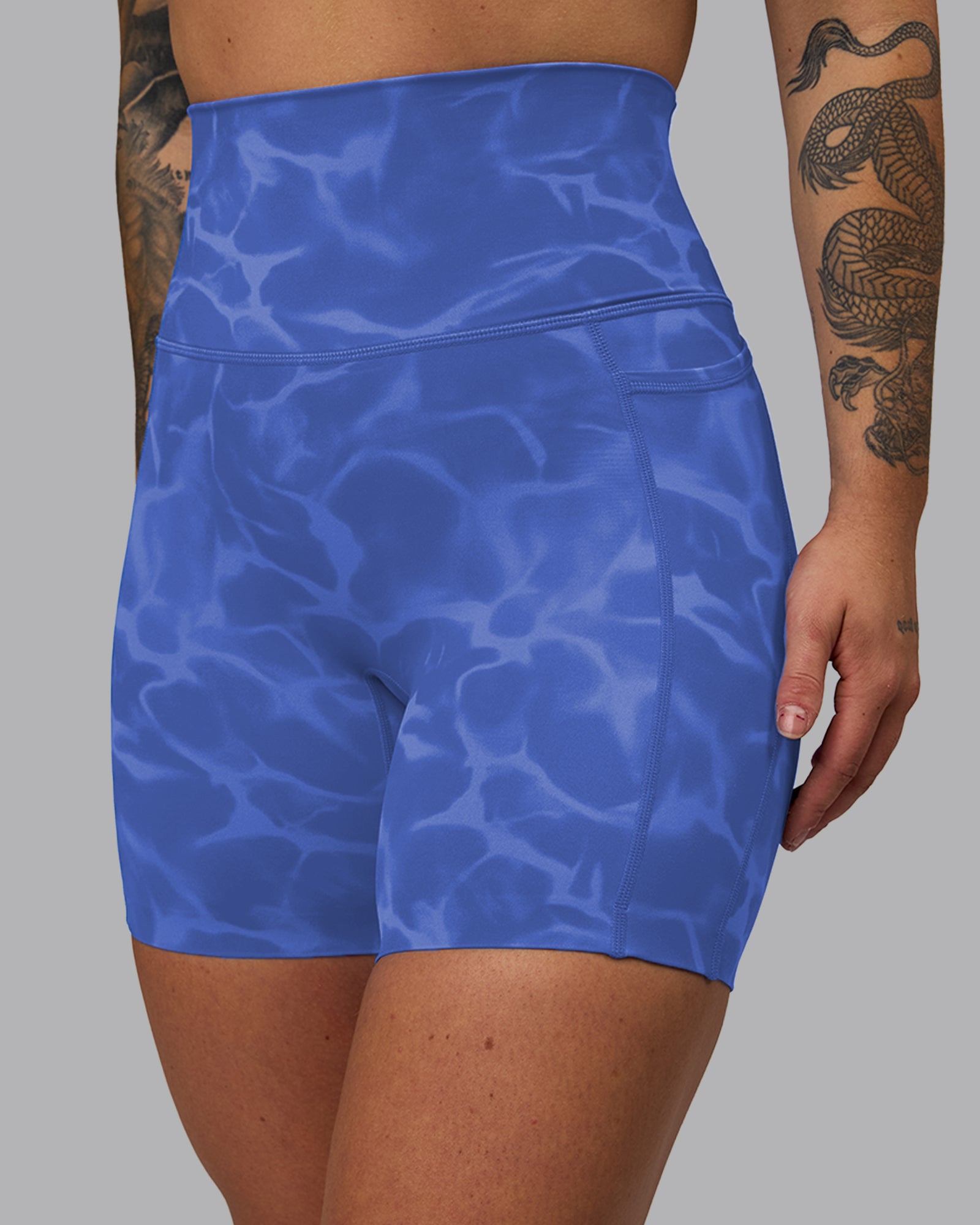 Elixir Ultra High-Rise 6" Short Pockets - Tranquil-Power Cobalt