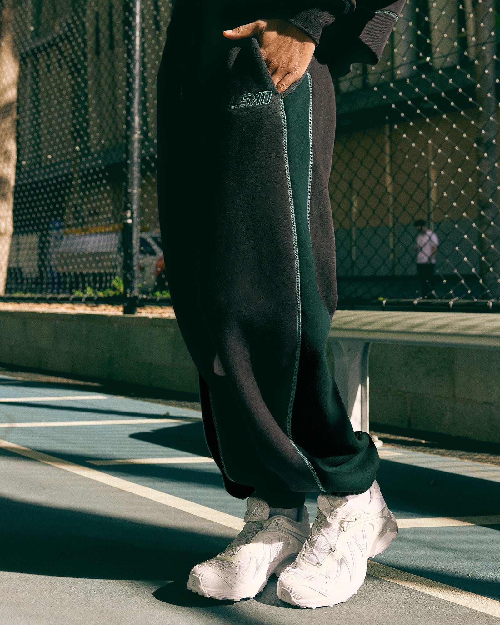 Stitch Up Fleece Sweat Pant - Black/Dark Moss