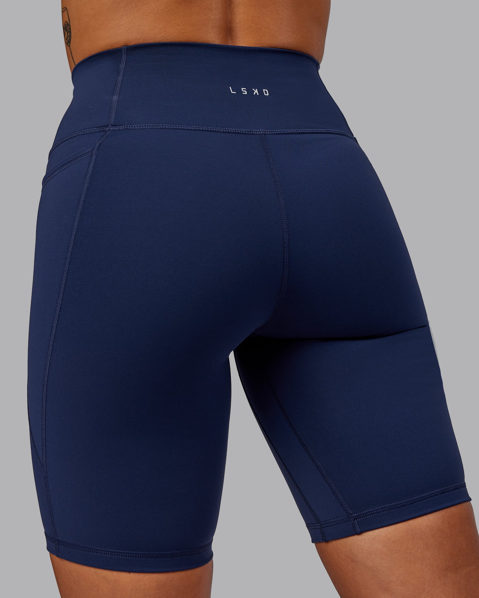 Fusion Ultra High-Rise 9" Short Pockets - Future Navy