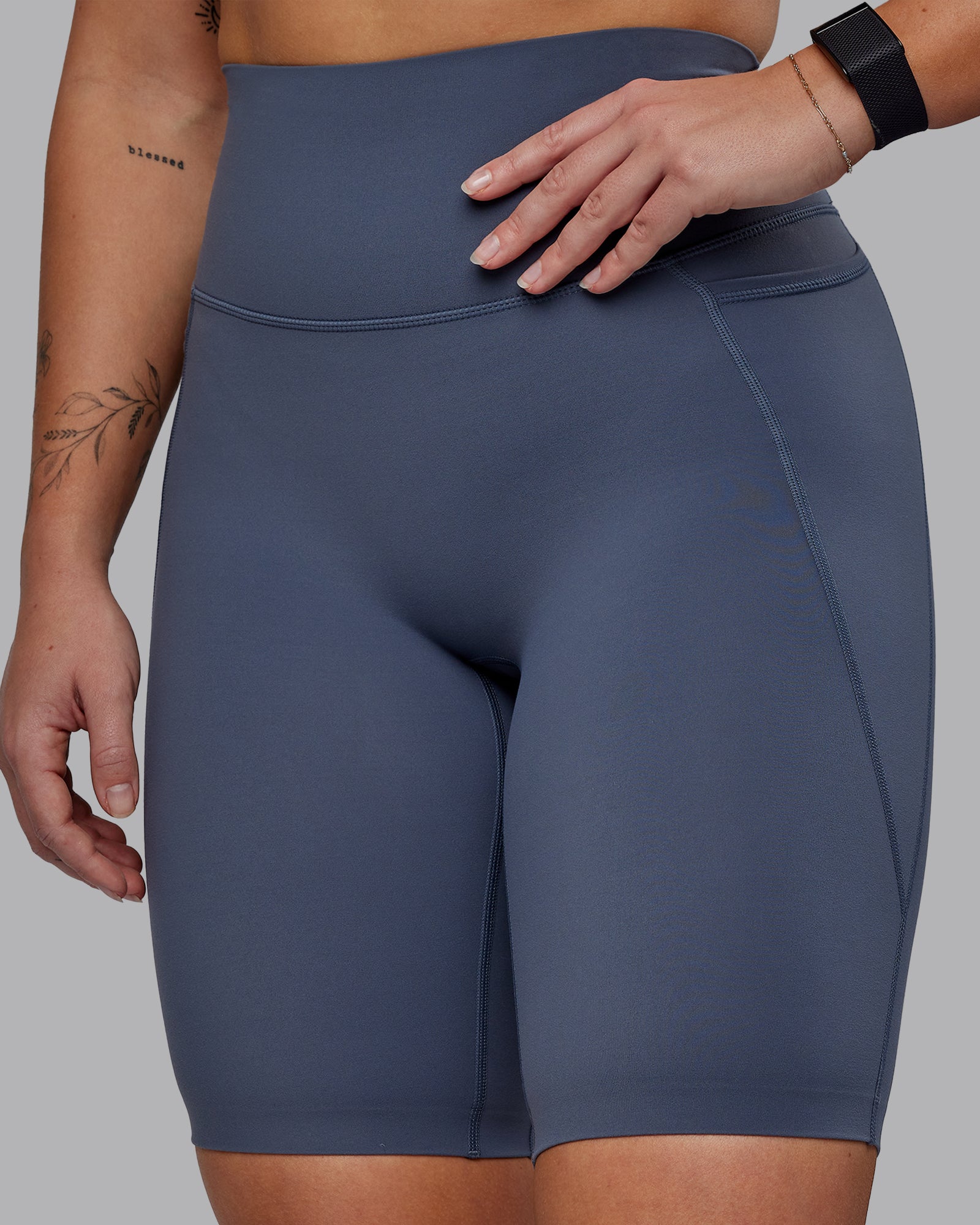 Elixir Ultra High-Rise 9" Short Pockets - Turbulence