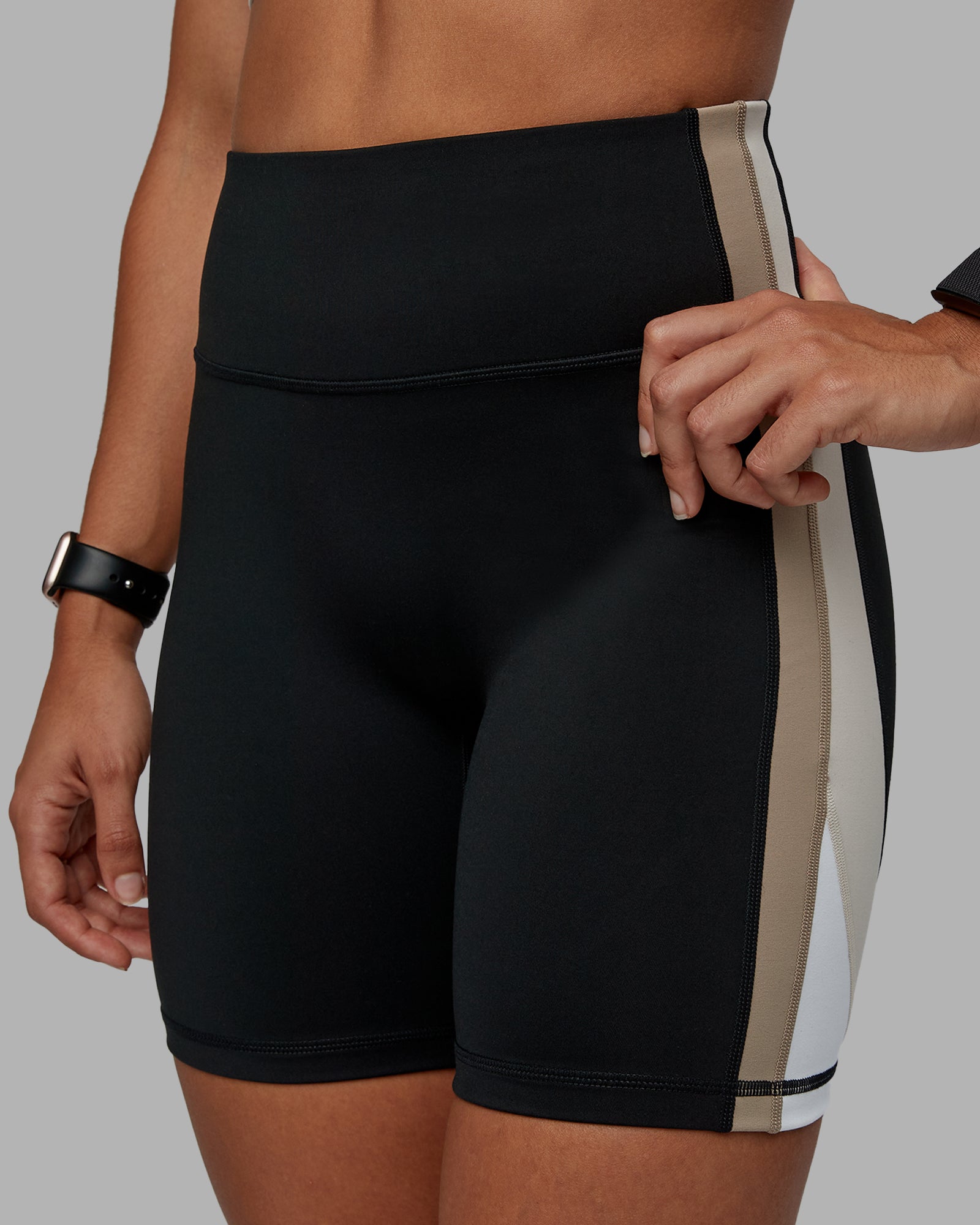 Revitalise Ultra High-Rise 6" Short - Black-Multi