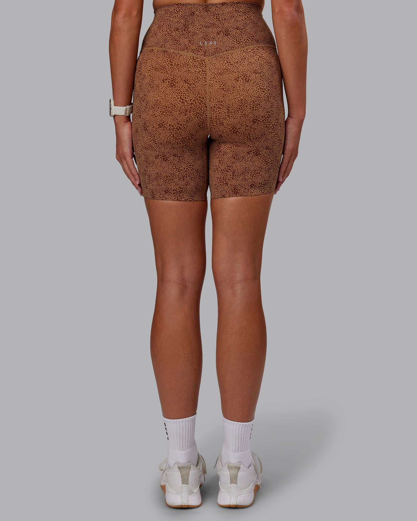 Elixir Ultra High-Rise 6" Short - Caramel Agile Print