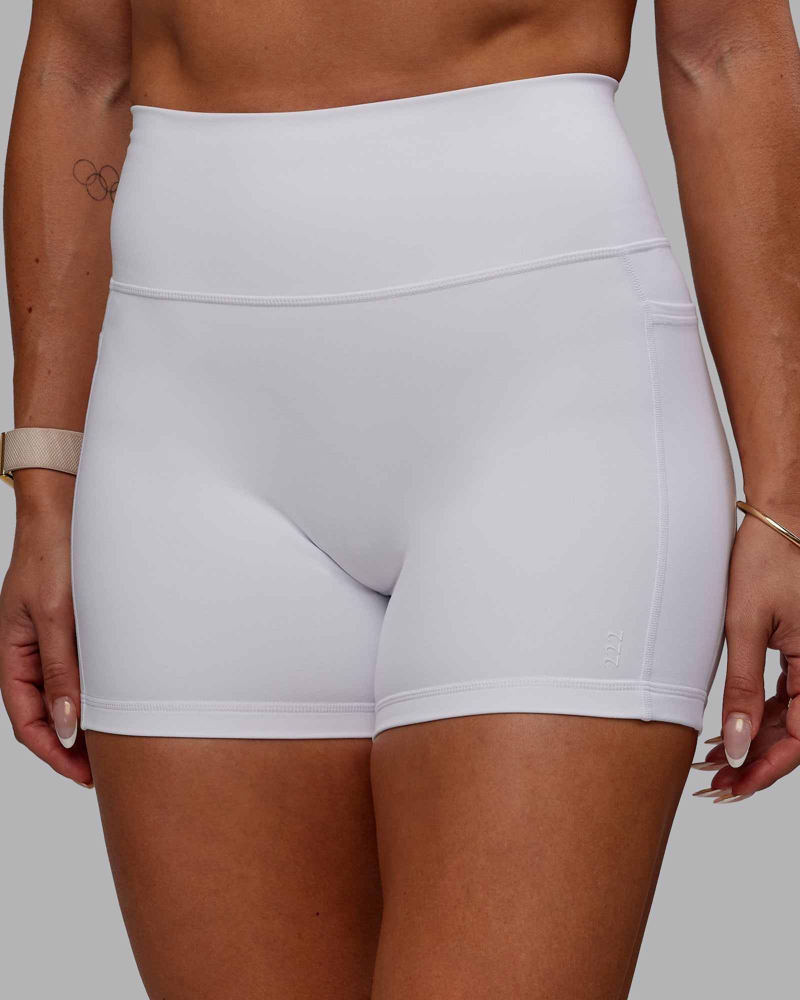 Bree Masters Fusion Ultra High-Rise 4" Short Pockets - White