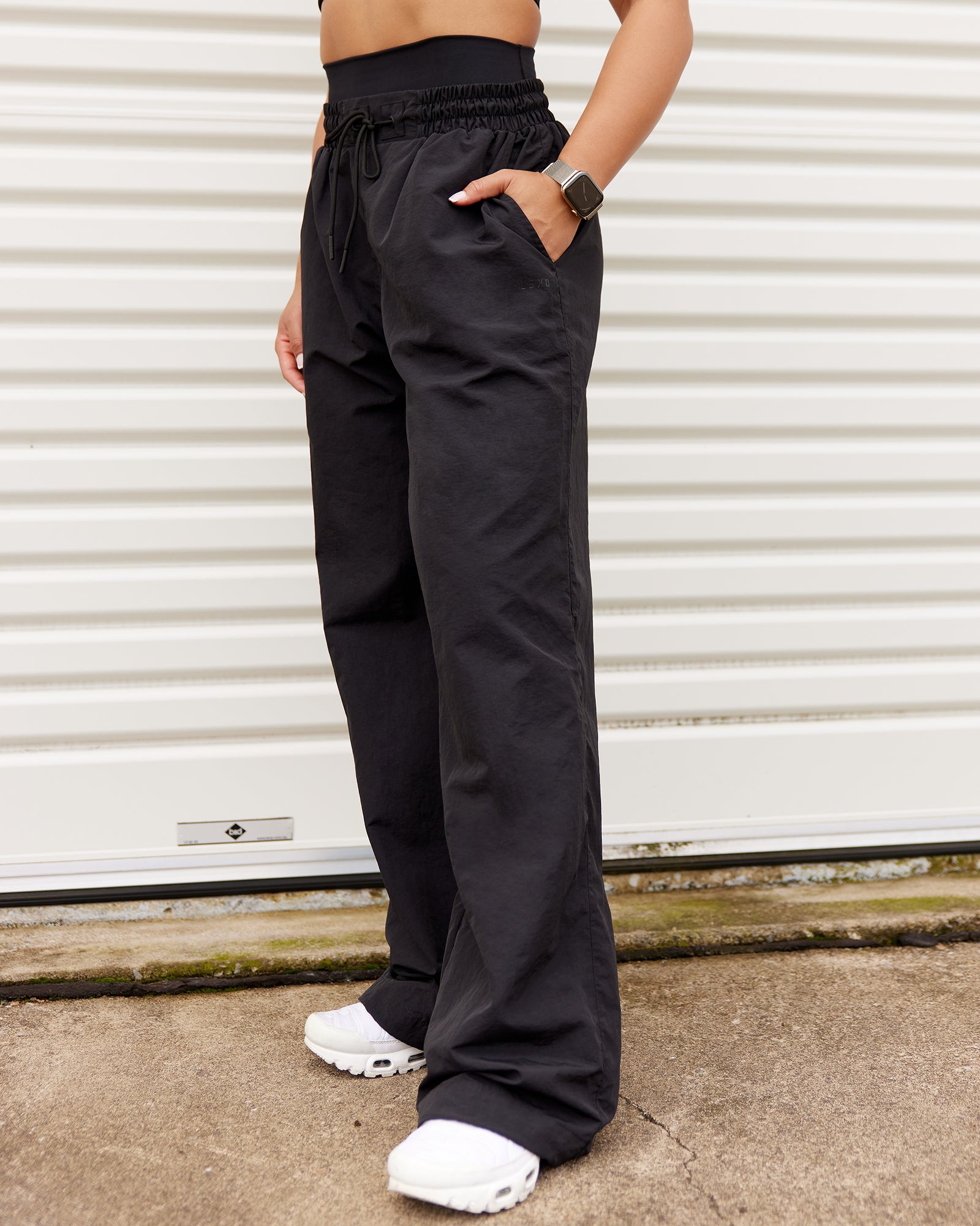 Ignite Parachute Pant - Black